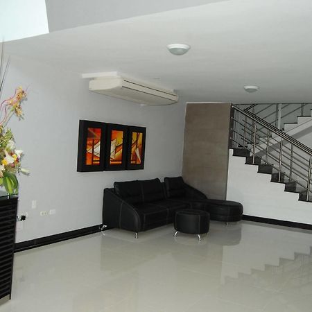 Hotel La Media Naranja Монтерия Экстерьер фото